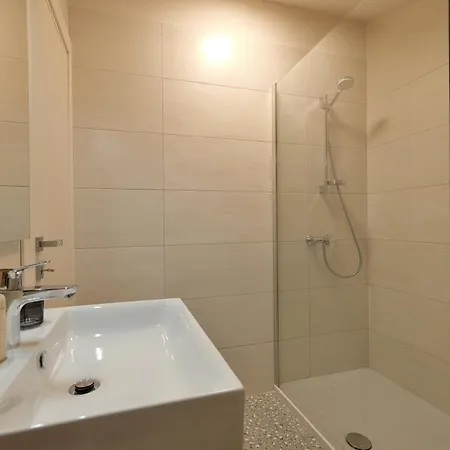 Nata In - Haus Fuer 8 Personen 빌라 풀라