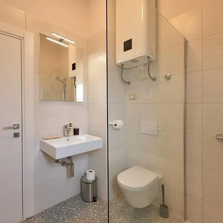 Nata In - Haus Fuer 8 Personen Willa Pula