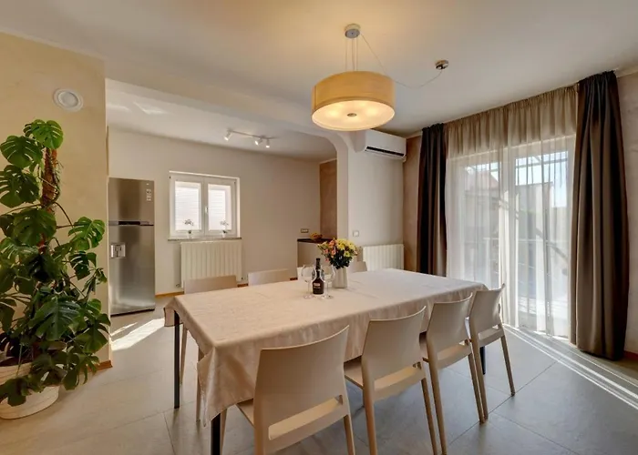 Villa Nata In - Haus Fuer 8 Personen *
