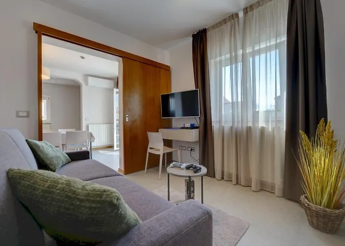 Nata In - Haus Fuer 8 Personen Villa Pula