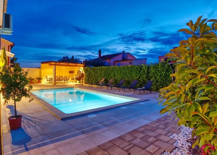 Villa Nata In - Haus Fuer 8 Personen